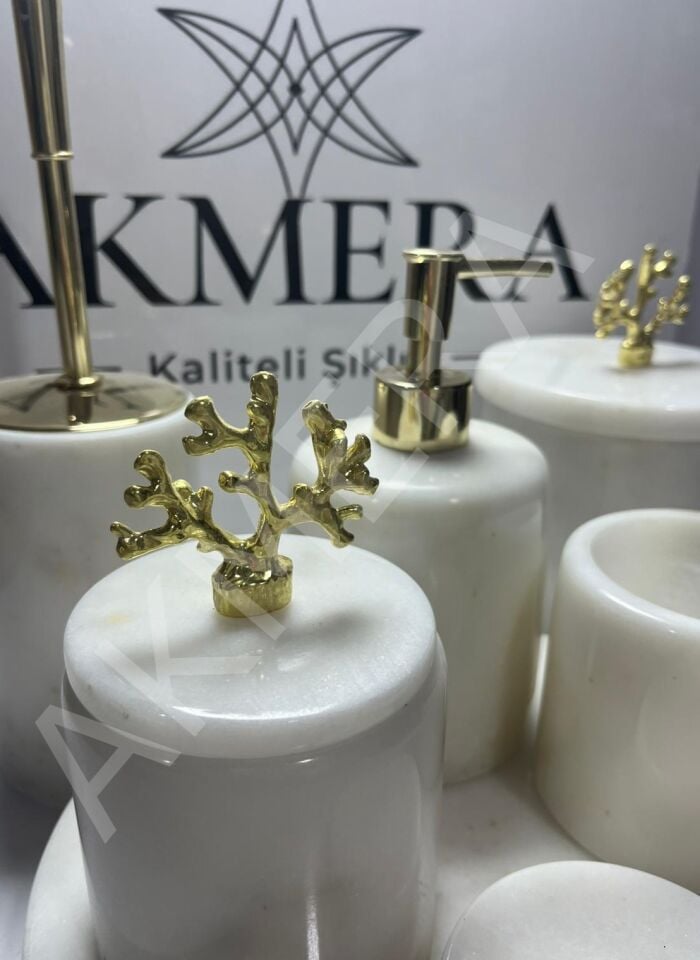Mercan Kulplu 7 Parça Ultra Lüks Banyo Seti